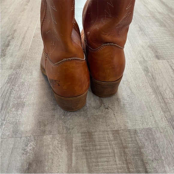 Vintage Cowboy Boots - Picture 4 of 6